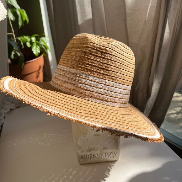 Kensie Straw Beach Hat with Hand painted White Stripes - So Chic! - Picture 8 of 14